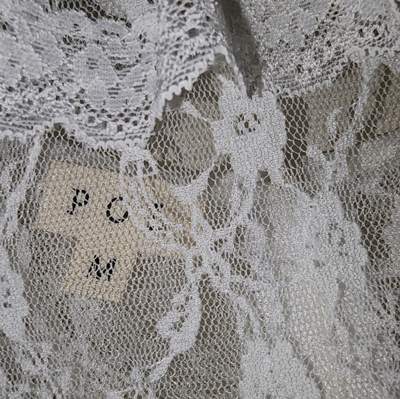 POL lace dress - Picture 4 of 4